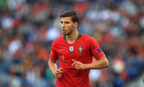 ruben dias portugal defender